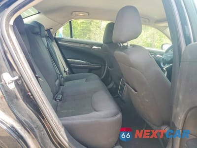 Zdjęcie 10 z 13 samochodu: 2020 CHRYSLER 300 TOURING VIN:2C3CCAAG6LH120380 - miniatura