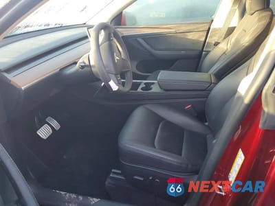 Zdjęcie 7 z 13 samochodu: 2024 TESLA MODEL Y VIN:7SAYGDEF5RF033449 - miniatura