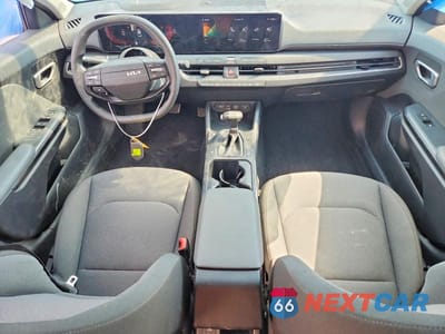 Zdjęcie 8 z 12 samochodu: 2025 KIA K4 LXS VIN:3KPFT4DE1SE037907 - miniatura