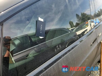 Zdjęcie 13 z 14 samochodu: 2025 TESLA MODEL X VIN:7SAXCDE55SF469965 - miniatura