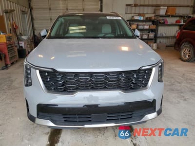 Piąte zdjęcie samochodu w środku: 2025 KIA SORENTO S VIN:5XYRL4JCXSG390133 - miniatura