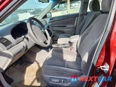 Zdjęcie 7 z 12 samochodu: 2005 TOYOTA CAMRY LE VIN:4T1BE30K95U400132 - miniatura