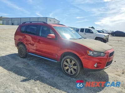 Czwarte zdjęcie samochodu z boku: 2013 MITSUBISHI OUTLANDER VIN:JA4AS3AWXDU014161 - miniatura