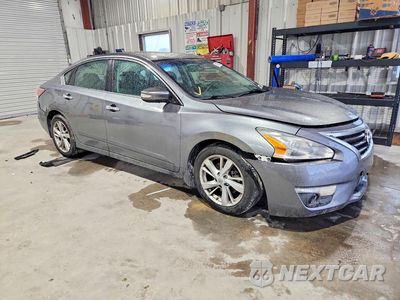 Czwarte zdjęcie samochodu z boku: 2015 NISSAN ALTIMA 2.5 SV VIN:1N4AL3AP0FC580968 - miniatura