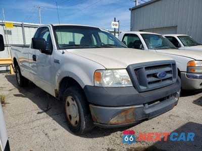 Czwarte zdjęcie samochodu z boku: 2005 FORD F150 VIN:1FTRF12245NA96011 - miniatura