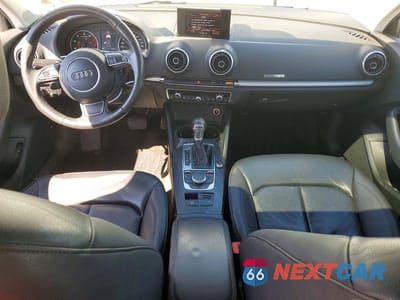 Zdjęcie 8 z 12 samochodu: 2015 AUDI A3 PREMIUM VIN:WAUBFGFF8F1045957 - miniatura