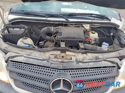 Zdjęcie 12 z 13 samochodu: 2014 MERCEDES-BENZ 2500 CREW VIN:WD3PE7CC1E5855762 - miniatura