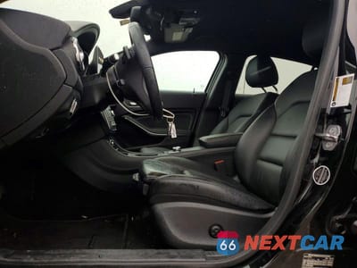 Zdjęcie 7 z 12 samochodu: 2019 MERCEDES-BENZ GLA 250 VIN:WDCTG4EB0KU000693 - miniatura
