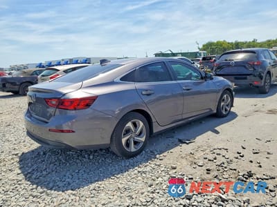 Trzecie zdjęcie samochodu z tyłu: 2020 HONDA INSIGHT EX VIN:19XZE4F52LE014741 - miniatura