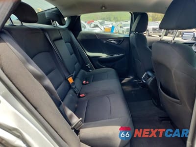 Zdjęcie 10 z 12 samochodu: 2018 CHEVROLET MALIBU LT VIN:1G1ZD5ST9JF154245 - miniatura
