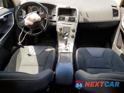 Zdjęcie 8 z 13 samochodu: 2012 VOLVO XC60 3.2 VIN:YV4952DL5C2330702 - miniatura