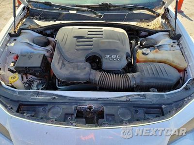 Zdjęcie 11 z 12 samochodu: 2018 CHRYSLER 300 VIN:2C3CCABGXJH127327 - miniatura