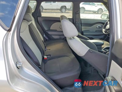 Zdjęcie 11 z 14 samochodu: 2018 KIA SOUL BASE VIN:KNDJN2A25J7596961 - miniatura