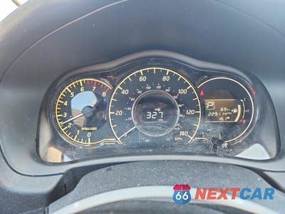 Zdjęcie 9 z 12 samochodu: 2016 NISSAN VERSA NOTE SV VIN:3N1CE2CP6GL373286 - miniatura