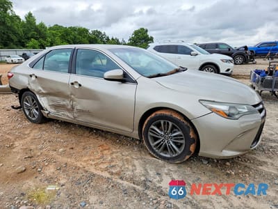 Czwarte zdjęcie samochodu z boku: 2015 TOYOTA CAMRY SE VIN:4T1BF1FKXFU499926 - miniatura
