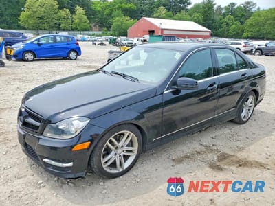 2013 MERCEDES-BENZ C 300 4MATIC WDDGF8AB3DA785020 - główne zdjęcie licytacji z USA - miniatura
