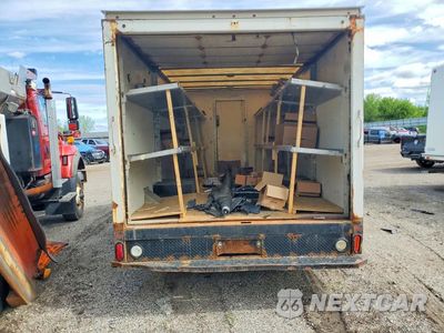 Zdjęcie 6 z 13 samochodu: 2015 GMC SAVANA DELIVERY TRUCK VIN:1GD374CG3F1226668 - miniatura