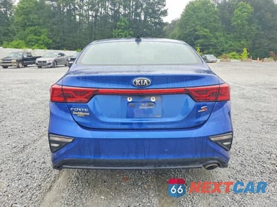 Zdjęcie 6 z 12 samochodu: 2019 KIA FORTE S VIN:3KPF34AD3KE104079 - miniatura