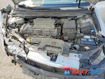 Zdjęcie 11 z 13 samochodu: 2010 HYUNDAI ELANTRA GLS VIN:KMHDU4AD7AU146609 - miniatura