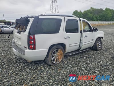Trzecie zdjęcie samochodu z tyłu: 2007 GMC YUKON DENALI VIN:1GKFK63867J280184 - miniatura