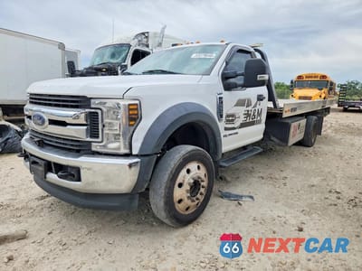 2019 FORD F550 SUPER DUTY 1FDUF5HT4KDA08010 - główne zdjęcie licytacji z USA - miniatura