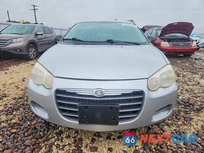 Piąte zdjęcie samochodu w środku: 2004 CHRYSLER SEBRING LXI VIN:1C3EL56R74N249652 - miniatura