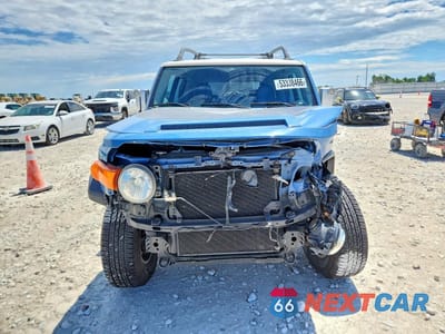 Piąte zdjęcie samochodu w środku: 2012 TOYOTA FJ CRUISER BASE VIN:JTEBU4BF6CK121996 - miniatura