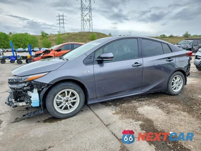 2017 TOYOTA PRIUS PRIME ADVANCED JTDKARFP9H3017596 - główne zdjęcie licytacji z USA - miniatura