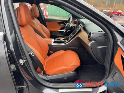 Piąte zdjęcie samochodu w środku: 2022 MERCEDES-BENZ C 300 4MATIC VIN:W1KAF4HBXNR044032 - miniatura