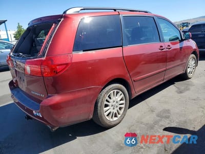 Trzecie zdjęcie samochodu z tyłu: 2010 TOYOTA SIENNA XLE VIN:5TDYK4CC7AS318304 - miniatura