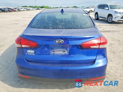 Zdjęcie 6 z 13 samochodu: 2018 KIA FORTE LX VIN:3KPFL4A79JE170418 - miniatura