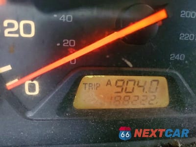 Zdjęcie 9 z 12 samochodu: 1999 HONDA ACCORD LX VIN:1HGCG5640XA013045 - miniatura
