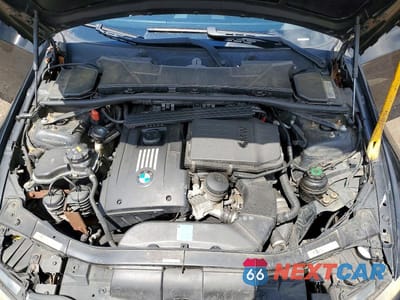 Zdjęcie 11 z 12 samochodu: 2009 BMW 335 XI VIN:WBAWC73569E067796 - miniatura