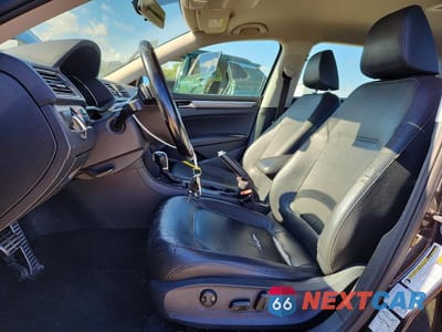 Zdjęcie 7 z 12 samochodu: 2018 VOLKSWAGEN PASSAT S VIN:1VWAA7A3XJC017131 - miniatura