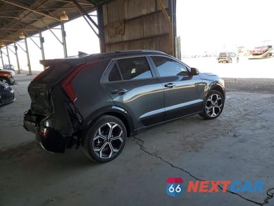 Trzecie zdjęcie samochodu z tyłu: 2024 KIA NIRO SX TOURING VIN:KNDCT3LE9R5131859 - miniatura
