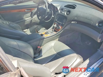 Zdjęcie 10 z 12 samochodu: 2006 MERCEDES-BENZ SL 500 VIN:WDBSK75F26F108598 - miniatura