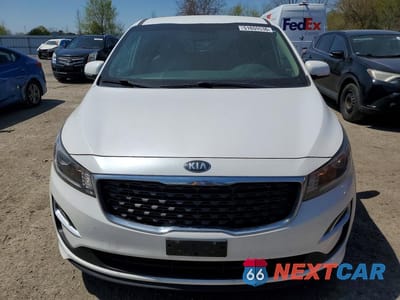 Piąte zdjęcie samochodu w środku: 2019 KIA SEDONA L VIN:KNDMA5C1XK6444602 - miniatura