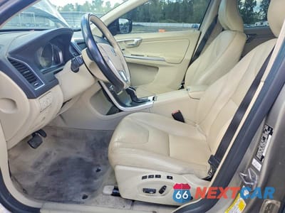 Zdjęcie 7 z 12 samochodu: 2016 VOLVO XC60 T5 PREMIER VIN:YV440MDK0G2823446 - miniatura