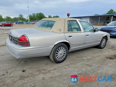Trzecie zdjęcie samochodu z tyłu: 2010 MERCURY GRAND MARQUIS LS VIN:2MEBM7FV8AX625322 - miniatura