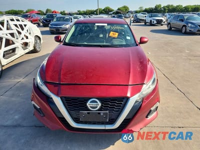 Piąte zdjęcie samochodu w środku: 2021 NISSAN ALTIMA SV VIN:1N4BL4DV5MN317994 - miniatura