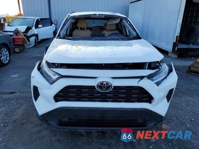Piąte zdjęcie samochodu w środku: 2025 TOYOTA RAV4 XLE VIN:2T3W1RFV9SC353691 - miniatura