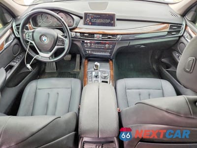 Zdjęcie 8 z 13 samochodu: 2015 BMW X5 XDRIVE35I VIN:5UXKR0C56F0K67785 - miniatura