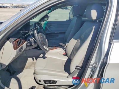 Zdjęcie 7 z 12 samochodu: 2011 BMW 335 I VIN:WBAPM5C56BE577593 - miniatura