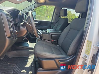 Zdjęcie 7 z 12 samochodu: 2021 CHEVROLET SILVERADO K3500 VIN:1GB4YSEYXMF123641 - miniatura