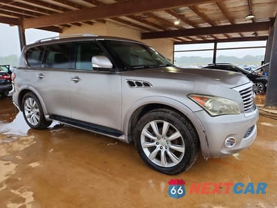Czwarte zdjęcie samochodu z boku: 2012 INFINITI QX56 BASE VIN:JN8AZ2ND9C9715641 - miniatura