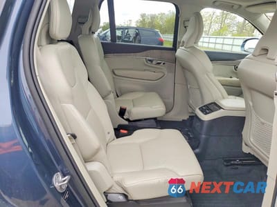 Zdjęcie 11 z 14 samochodu: 2023 VOLVO XC90 PLUS VIN:YV4H600N0P1919382 - miniatura