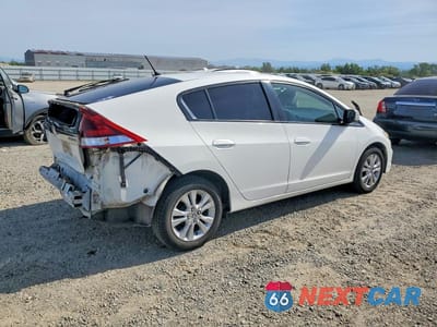 Trzecie zdjęcie samochodu z tyłu: 2013 HONDA INSIGHT EX VIN:JHMZE2H73DS004462 - miniatura