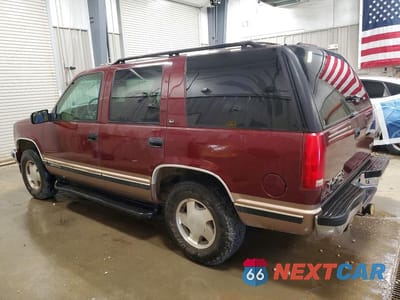 Drugie zdjęcie samochodu z przodu: 1998 GMC YUKON VIN:1GKEK13R9WJ731971 - miniatura