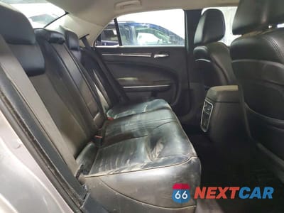 Zdjęcie 10 z 13 samochodu: 2018 CHRYSLER 300 LIMITED VIN:2C3CCAKG2JH127449 - miniatura