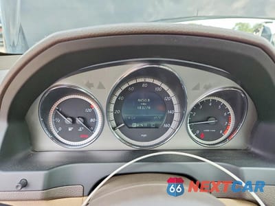 Zdjęcie 9 z 12 samochodu: 2009 MERCEDES-BENZ C 300 4MATIC VIN:WDDGF81X69F264234 - miniatura